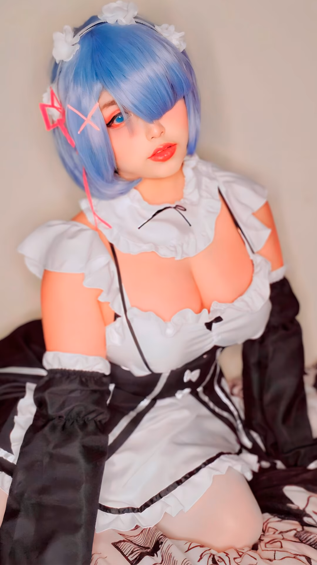 Arelly Trujillo - Rem - Re:Zero - Starting Life in Another World (Re:Zero kara Hajimeru Isekai Seikatsu) - Cosplay Gallery - 9 Images — gallery preview
