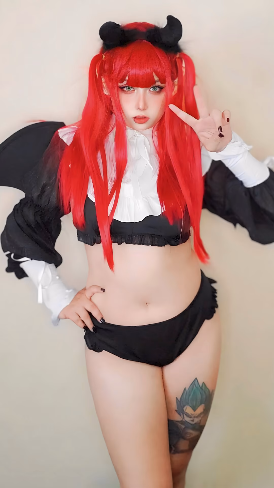 Arelly Trujillo - Rizu-kyun - My Dress-Up Darling (Kisekoi, Sono Bisque Doll wa Koi wo Suru) - Cosplay Gallery - 8 Images — gallery preview